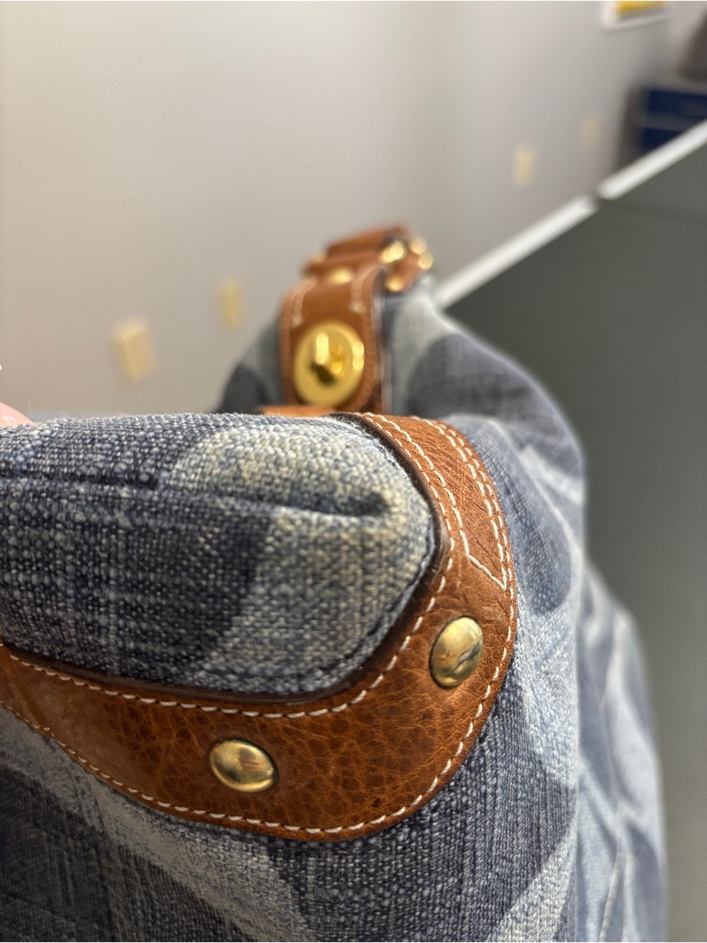 Vintage Denim Coach Carlye shoulder bag. - Picture 5 of 14